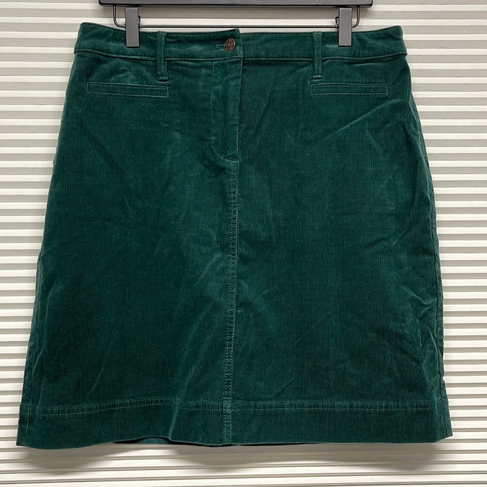 10 // Talbots Green Corduroy Mini Skirt